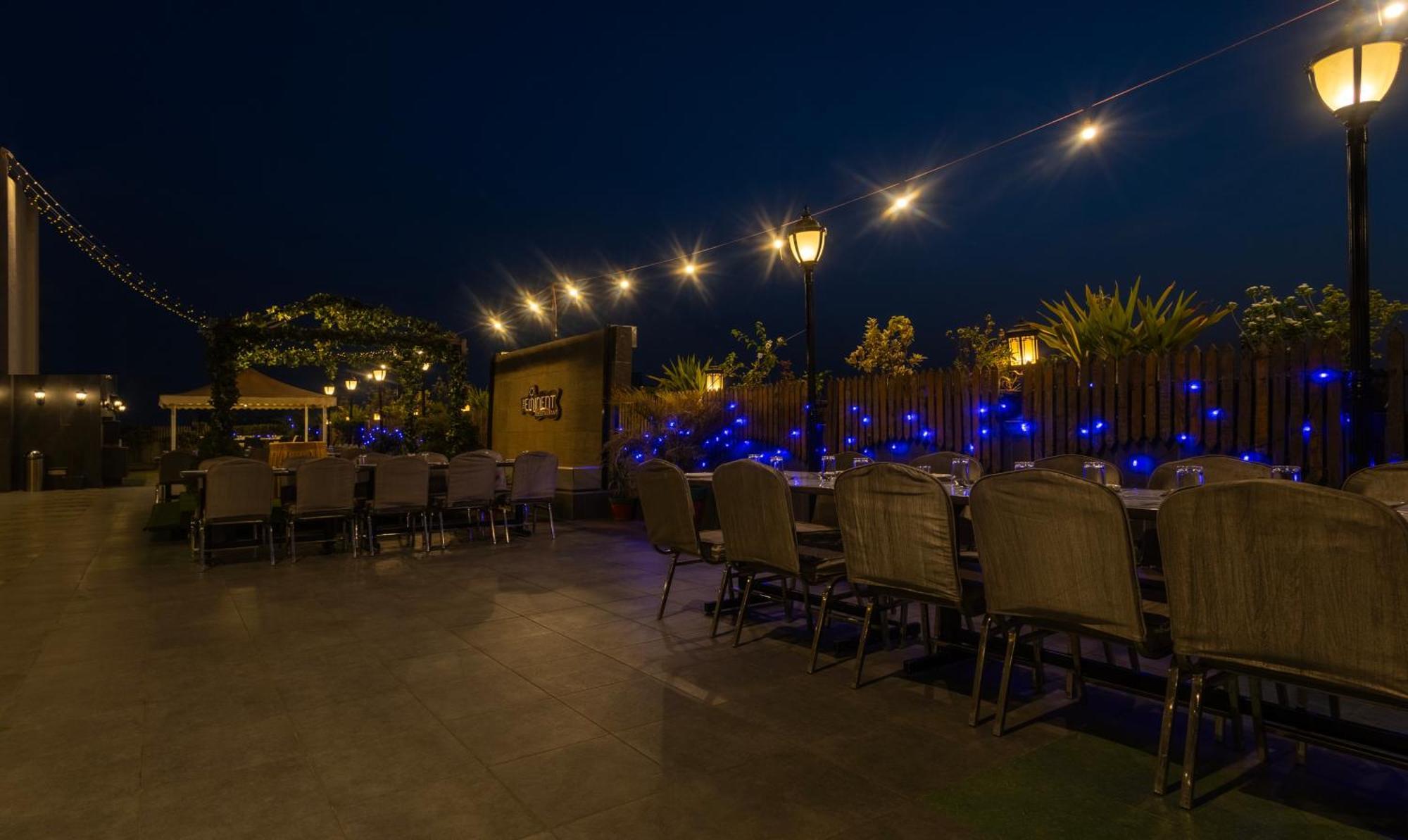 Treebo Eden Park, Ahmedabad Hotell Watuwa Eksteriør bilde