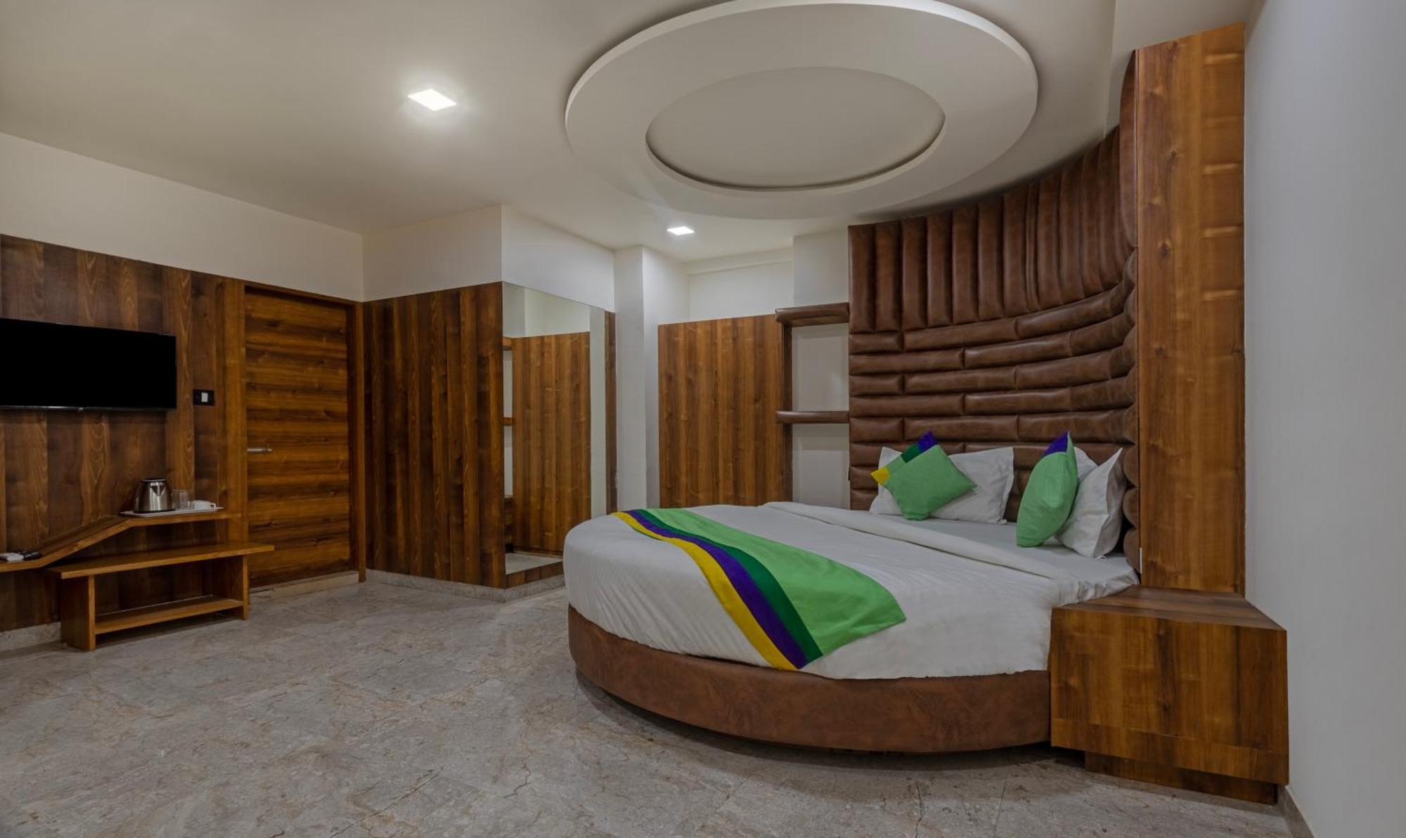 Treebo Eden Park, Ahmedabad Hotell Watuwa Eksteriør bilde