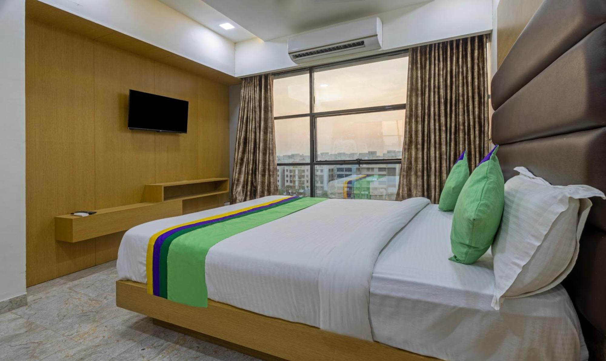 Treebo Eden Park, Ahmedabad Hotell Watuwa Eksteriør bilde