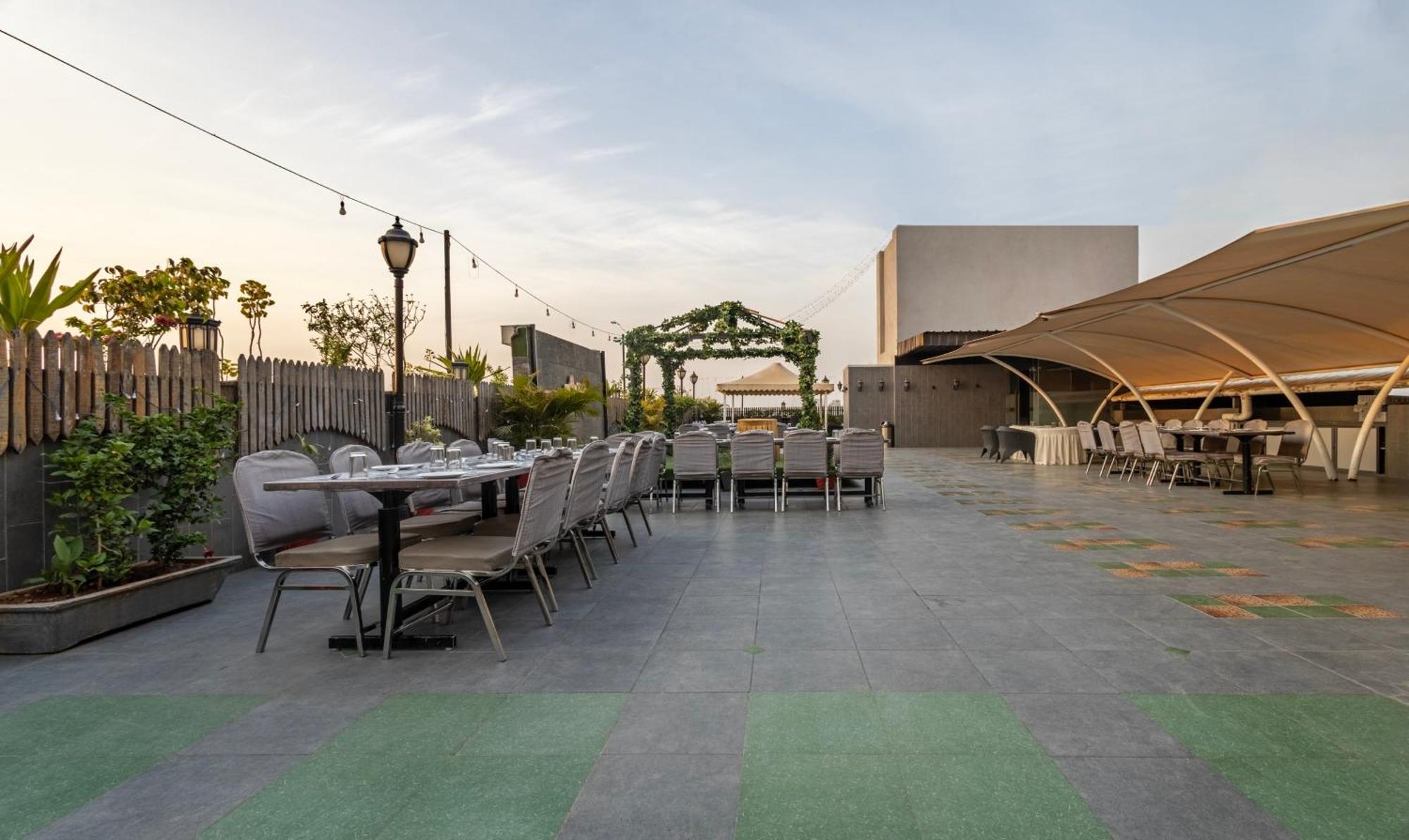 Treebo Eden Park, Ahmedabad Hotell Watuwa Eksteriør bilde