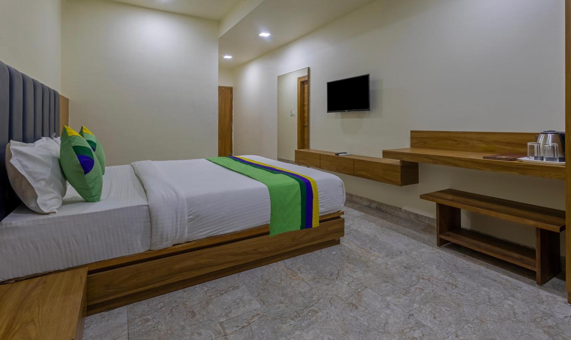 Treebo Eden Park, Ahmedabad Hotell Watuwa Eksteriør bilde